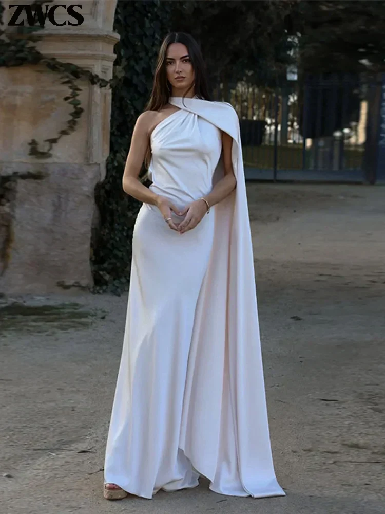 Adaline - Zeitloses Cape-Maxikleid - Image 6
