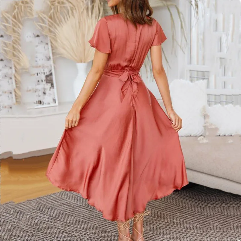 Aija - Sexy Sommerkleid mit tiefem V-Ausschnitt - Image 2
