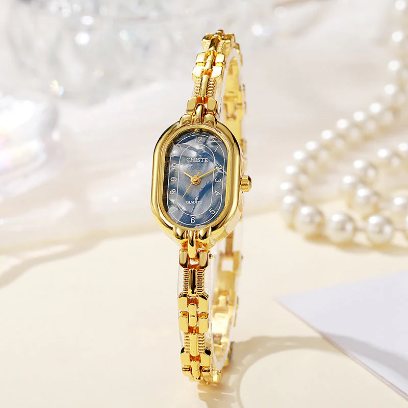 Alira Gold Moment Watch - Image 5