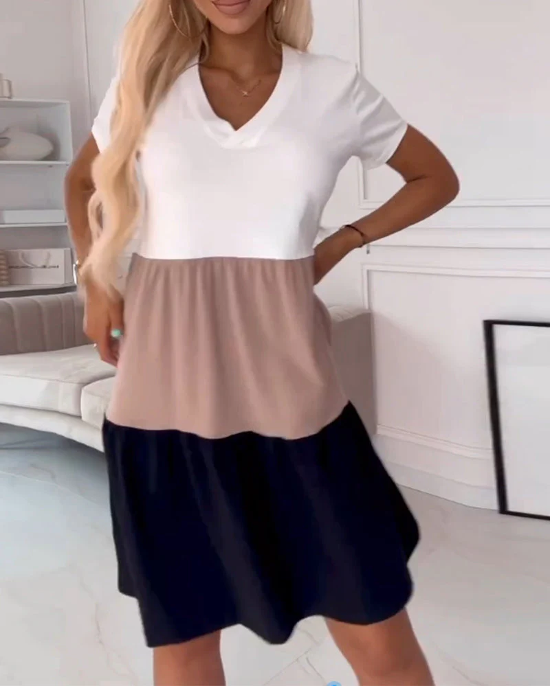 Alva | Farbblock Freizeitkleid mit kurzen Ärmeln - Image 9