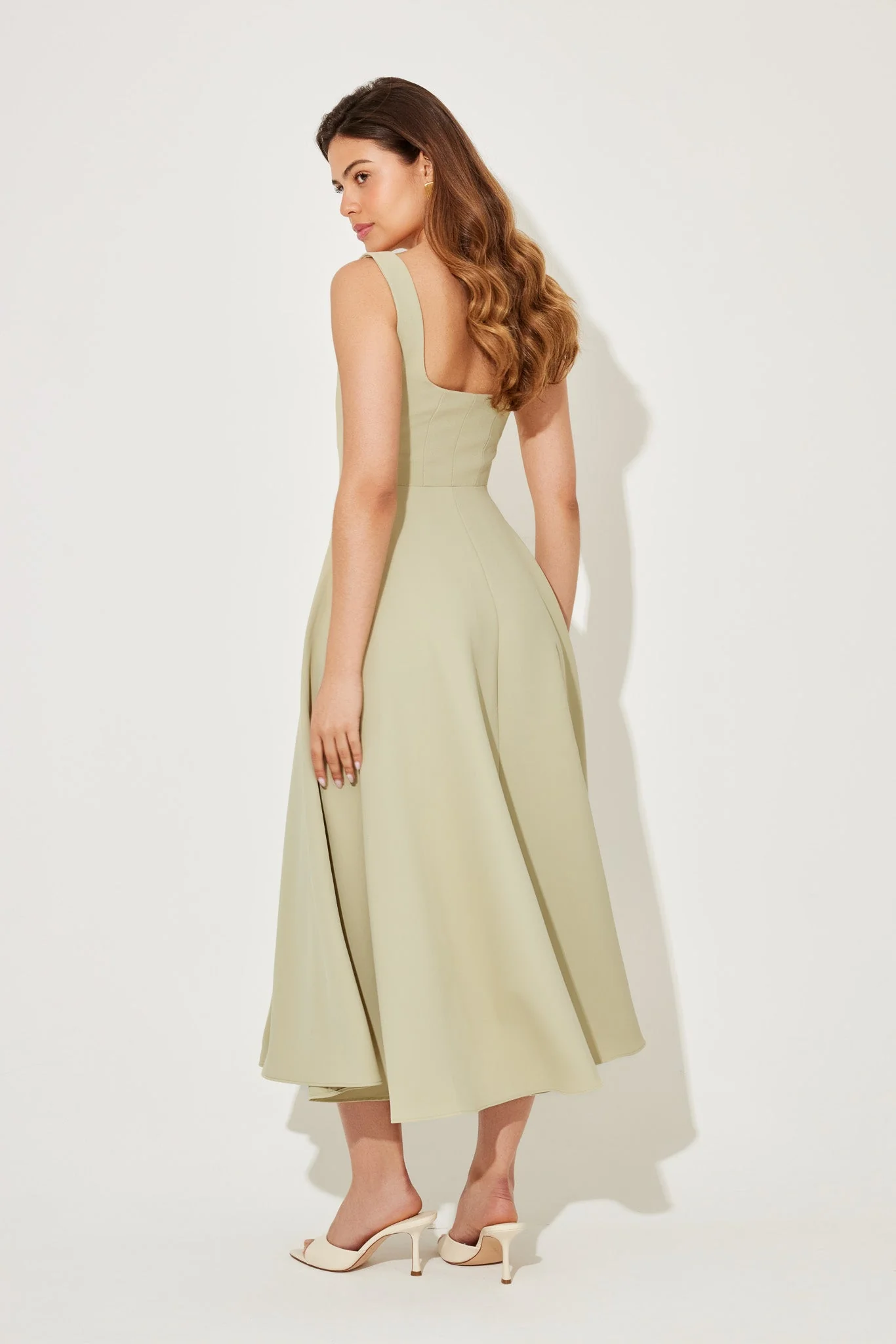 Amelia | Zeitloses, fließendes Midikleid - Image 13