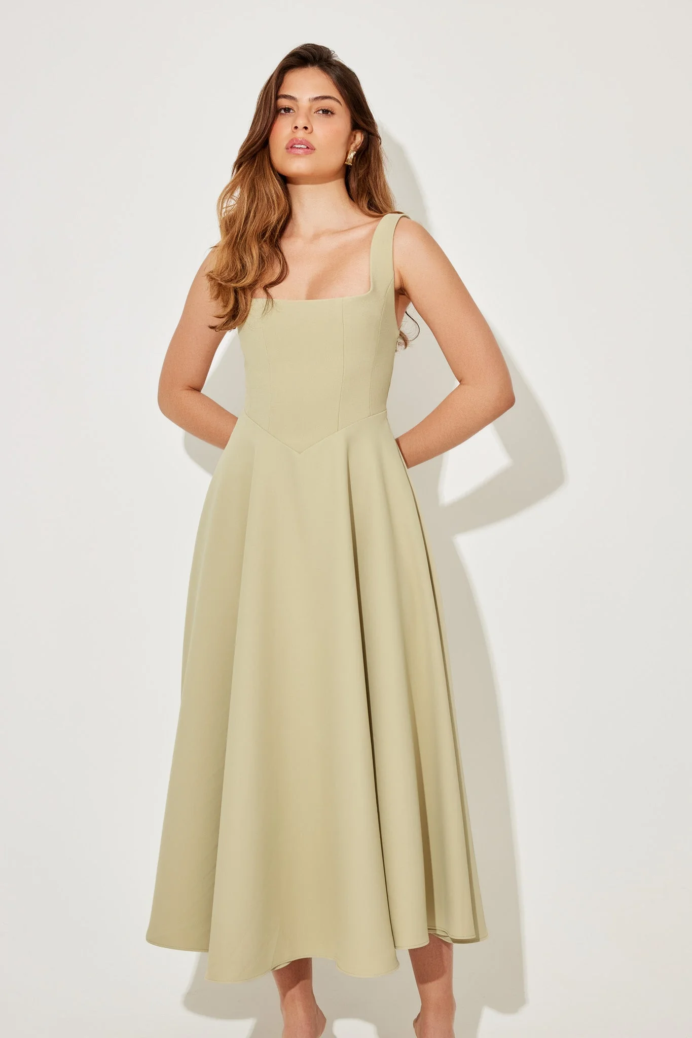 Amelia | Zeitloses, fließendes Midikleid - Image 14