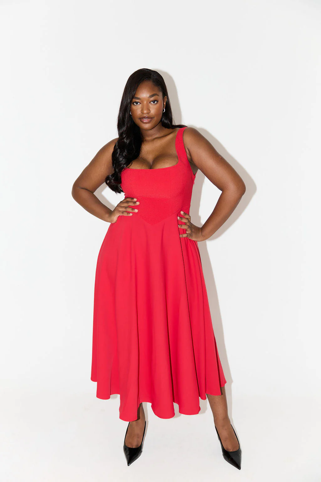 Amelia | Zeitloses, fließendes Midikleid - Image 18