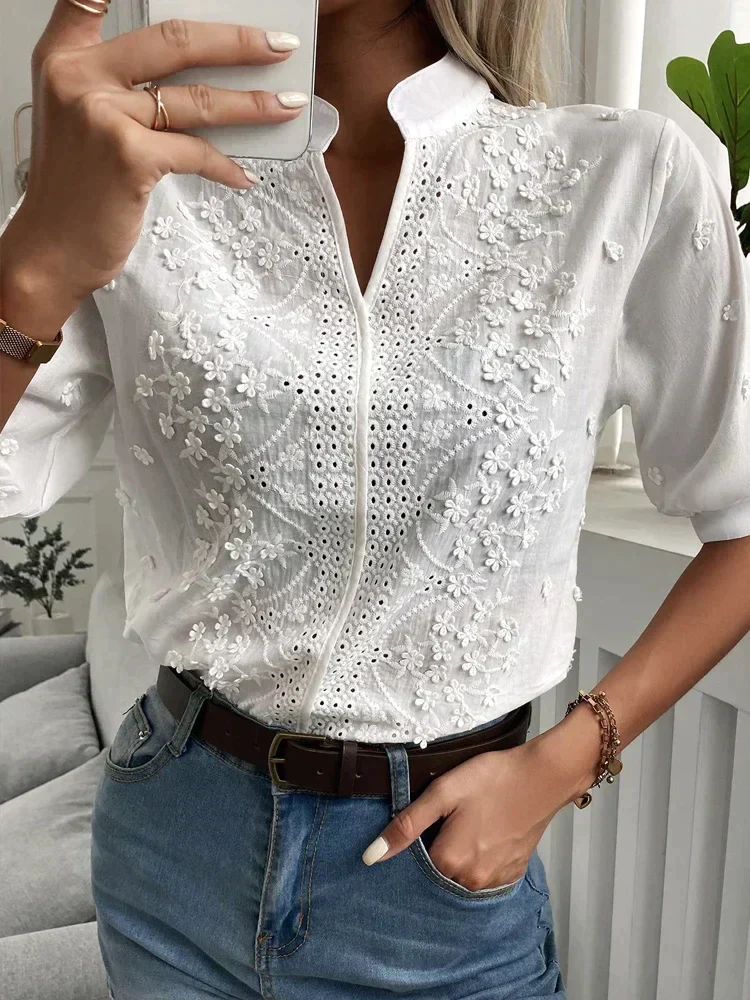 Andrea™ | Schicke Bluse mit V-Ausschnitt - Image 4