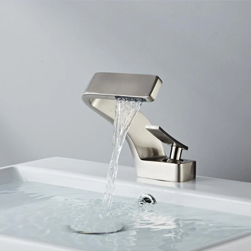 AquaArc Moderner Küchenwasserhahn - Image 13