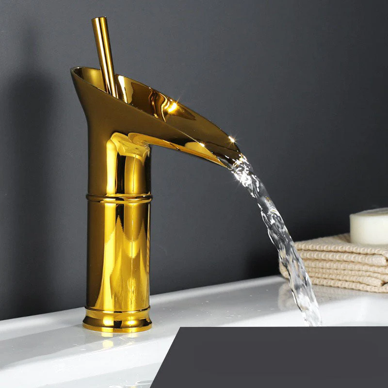 AquaCascade Wasserfallarmatur für das Waschbecken - Image 11