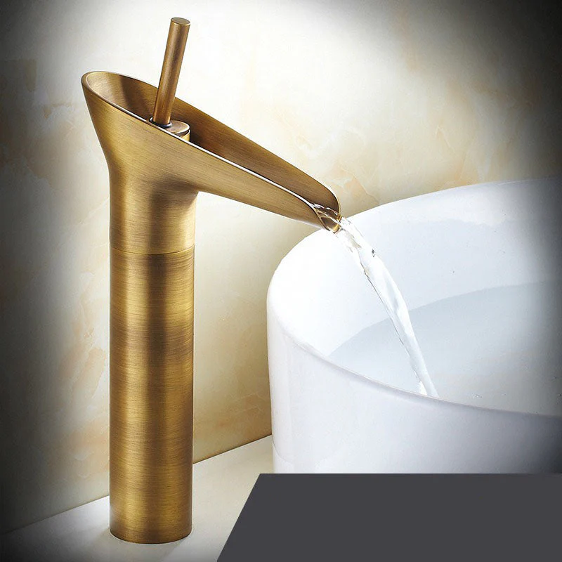 AquaCascade Wasserfallarmatur für das Waschbecken - Image 5