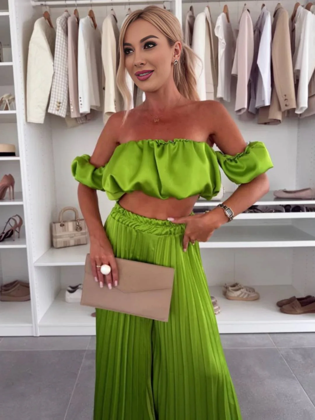 Araceli | Zweiteiliges Set mit Plisseehose und schulterfreiem Oberteil - Image 23