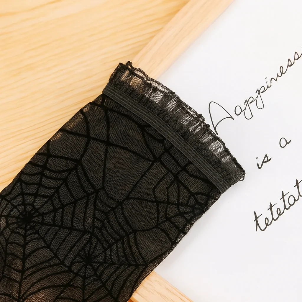 Aracnia | Spitzenhandschuhe mit Spinnenmuster für Halloween - Image 3