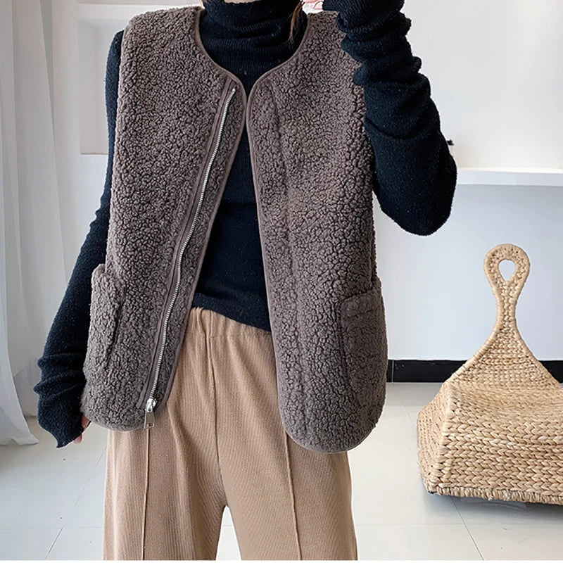 Ärmelloses Gilet aus Kunstwolle - Image 6