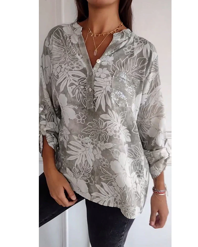Astrid | Bluse mit V-Ausschnitt und Knopfleiste - Image 2