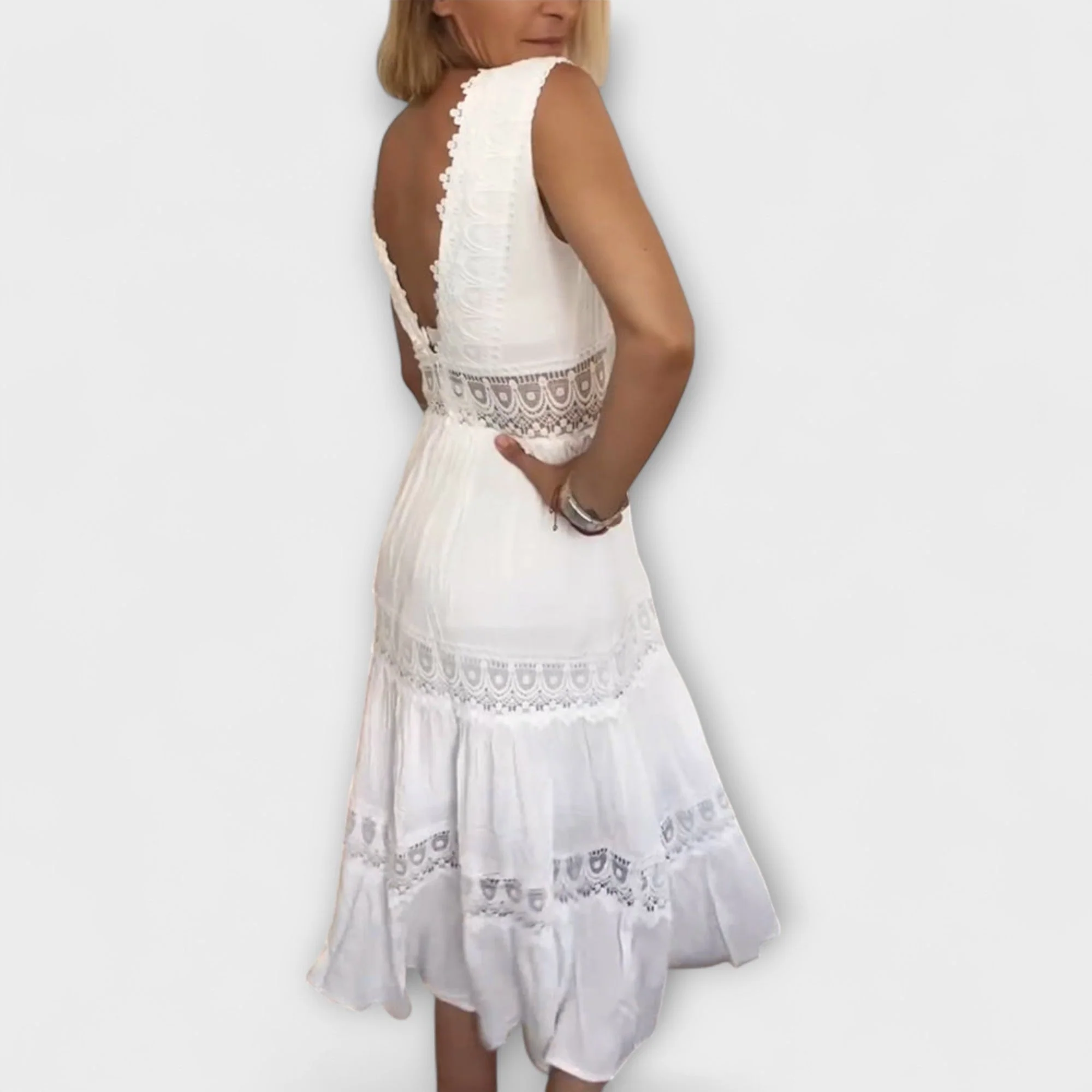 Aurélie - Elegantes Spitzenkleid mit V-Ausschnitt - Image 6