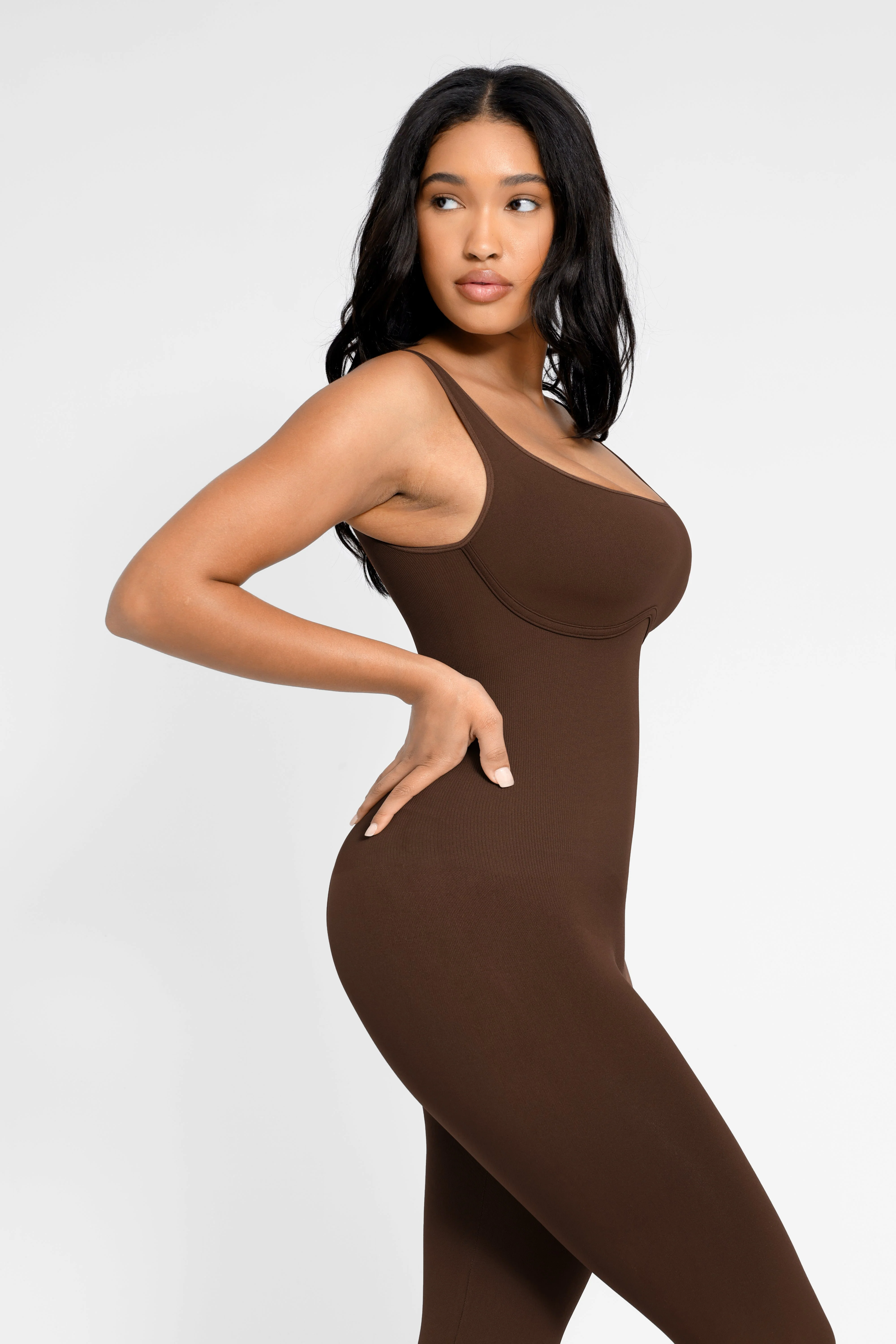 Ausgestellter Jumpsuit mit quadratischem Ausschnitt - Image 11