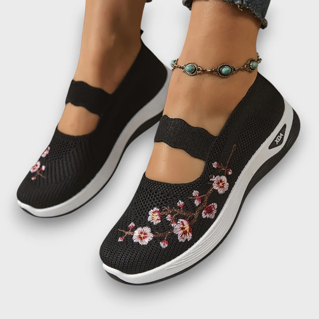 Averina – Femininer Komfort-Sneaker mit Stickerei - Image 5