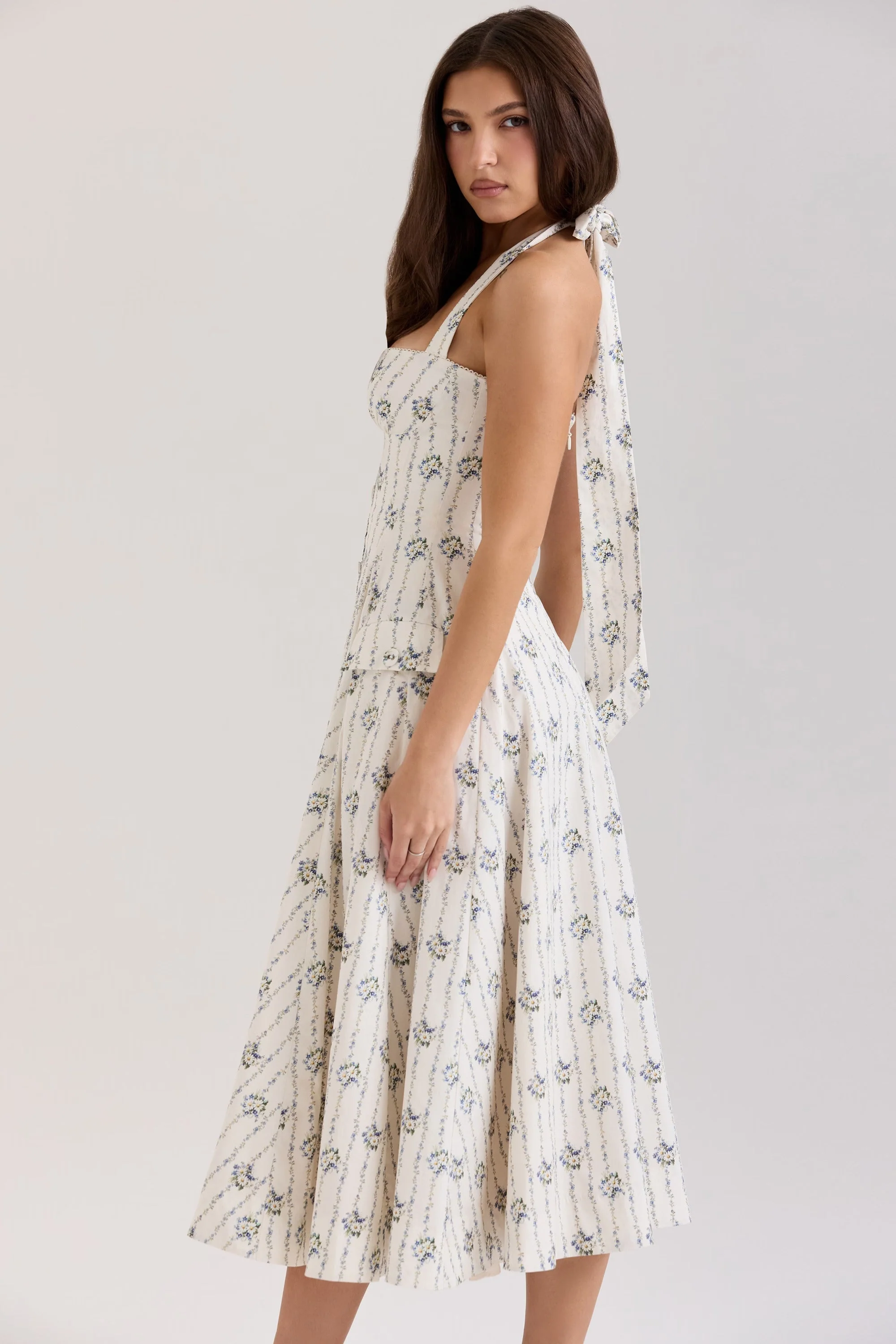 Belle - Midikleid mit Gänseblümchen-Print und Neckholder - Image 2
