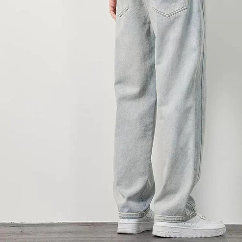 BLAZ - JEANS MIT LOCKERER PASSFORM