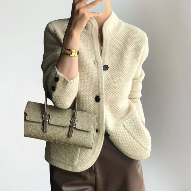 Brigitte | Stilvolle Strickjacke - Image 7