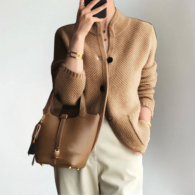 Brigitte | Stilvolle Strickjacke - Image 8