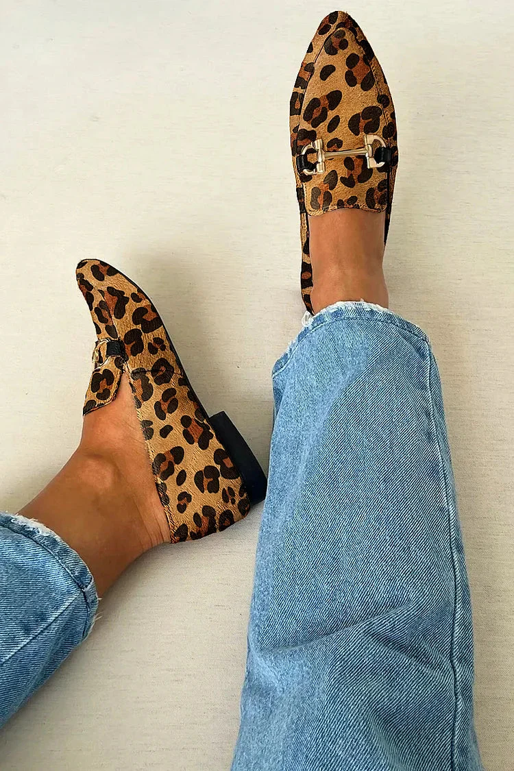 Brunna - stilvolle Loafers mit Druck und Metallbeschlag - Image 2