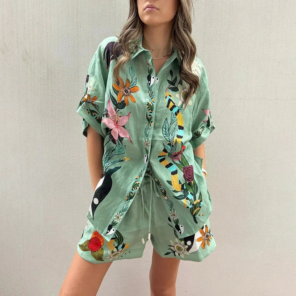 Charlotte -  Shirt und Shorts mit Sommermotiven Lässiges, lockeres zweiteiliges Set - Image 3