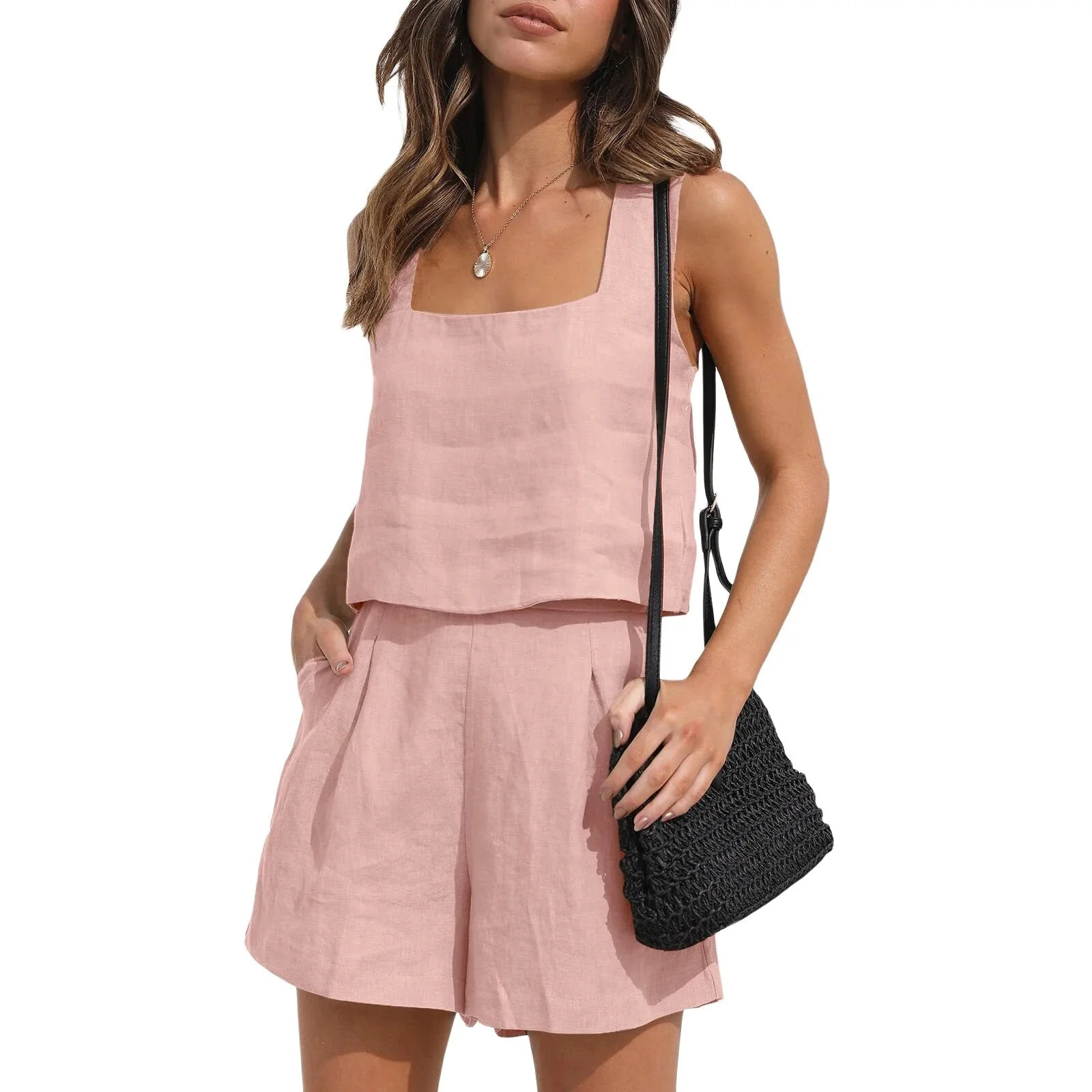 Chloe - Oberteil mit quadratischem Ausschnitt und Taschenshorts im Set - Image 2