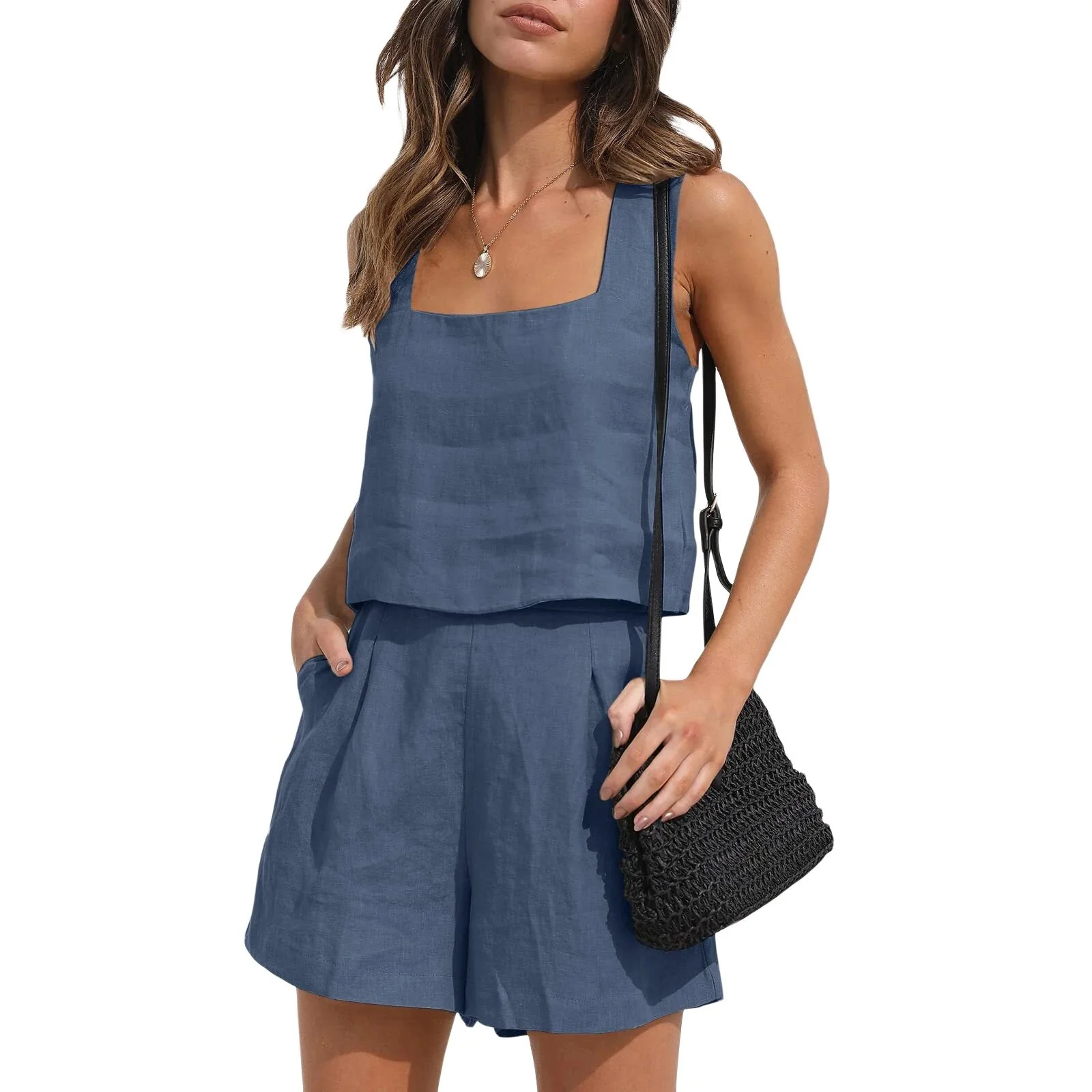 Chloe - Oberteil mit quadratischem Ausschnitt und Taschenshorts im Set - Image 5