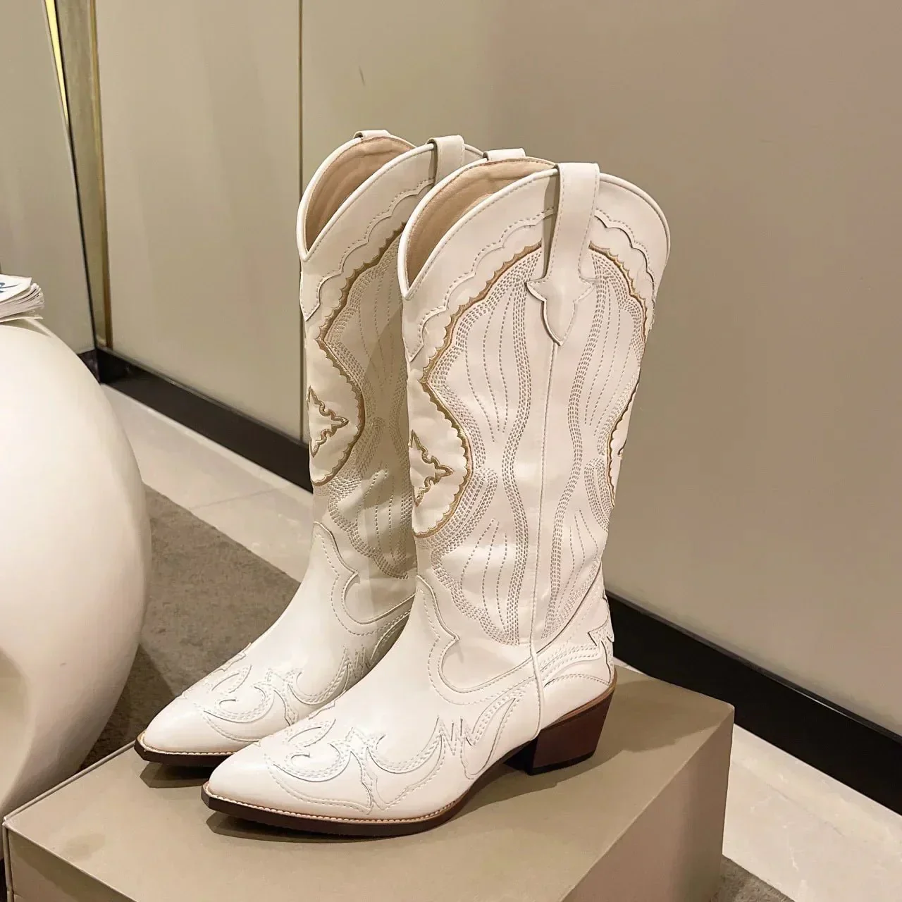 Christalline Mittelhohe Cowboystiefel - Image 4