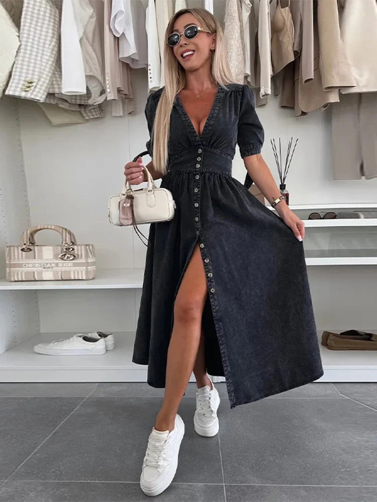 Clarina | Kleid mit tiefem V-Ausschnitt und Schlitz - Image 8