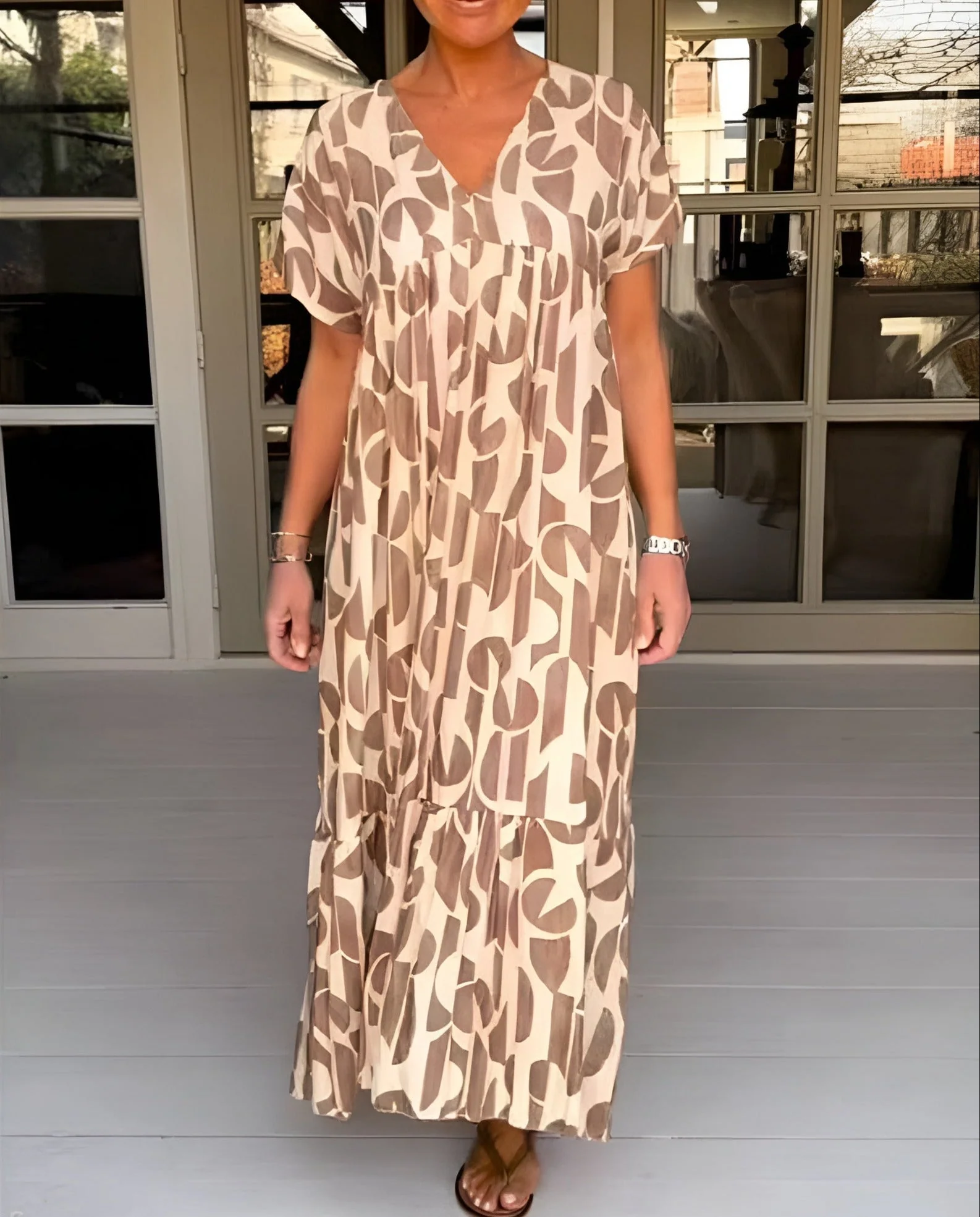 Colette | Fließendes Kleid mit V-Ausschnitt - Image 5