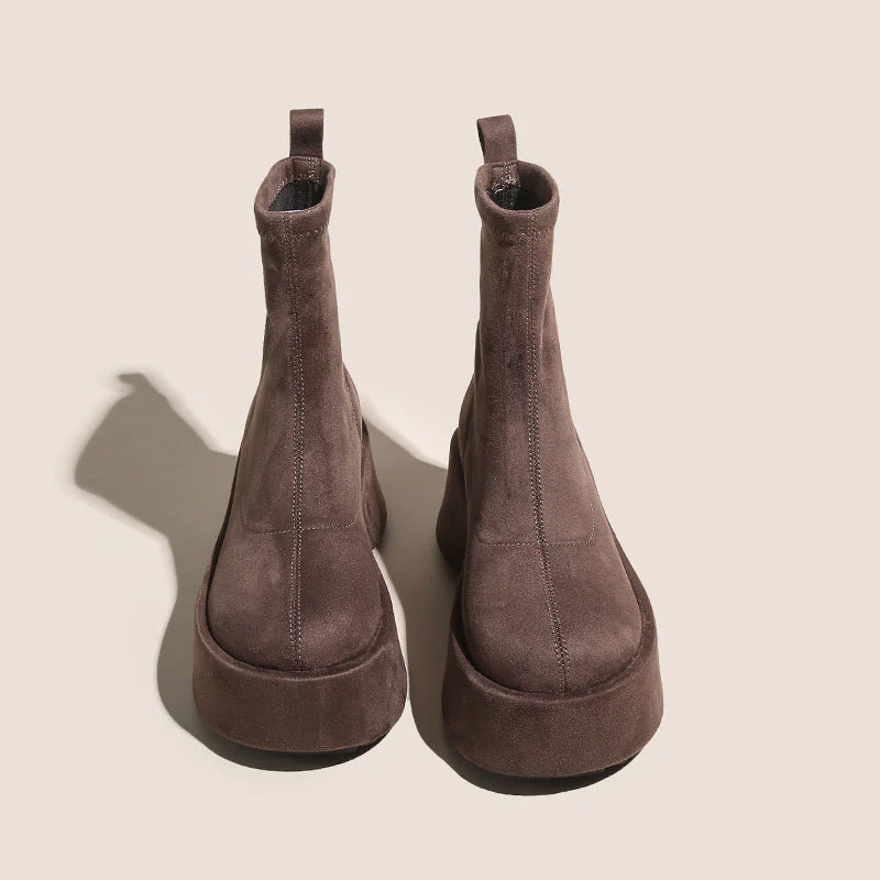 Damen Ankle Boots aus luxuriösem Wildleder mit bequemer leichtgewichtiger Sohle - Image 6