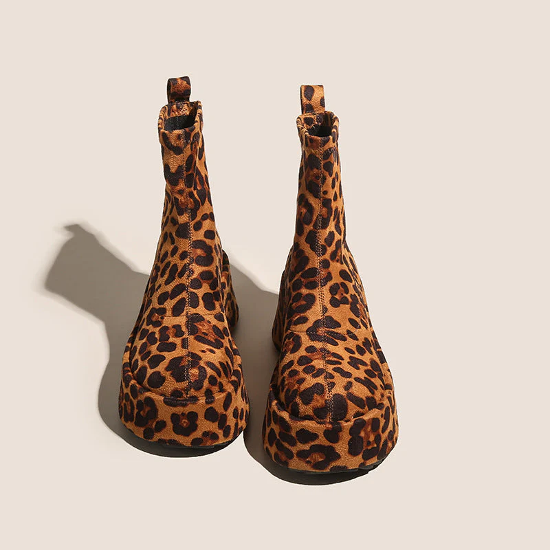 Damen Ankle Boots aus luxuriösem Wildleder mit bequemer leichtgewichtiger Sohle - Image 7