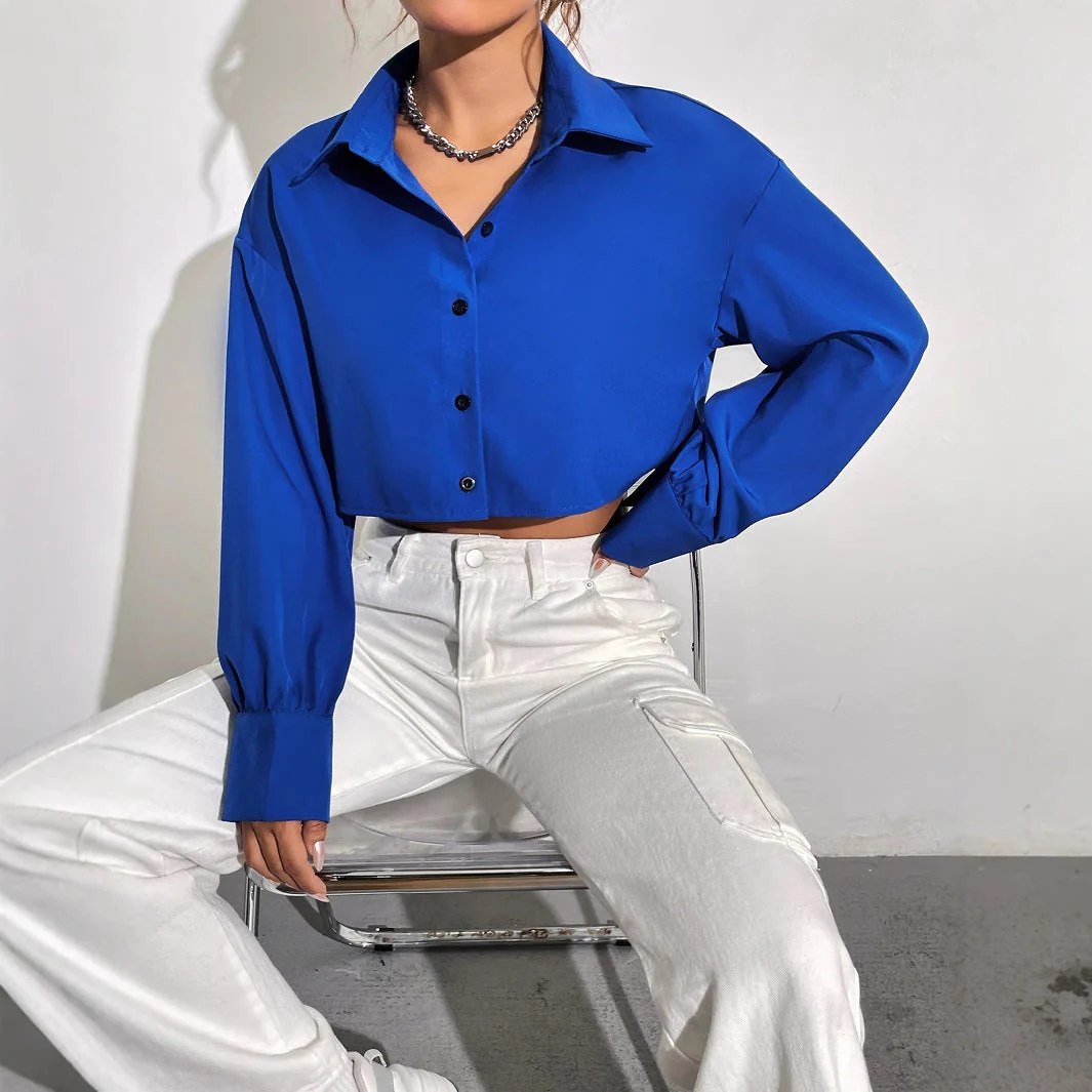 Damen cropped Hemdjacke mit modernen Knopfdetails und eleganten Puffärmeln - Image 3