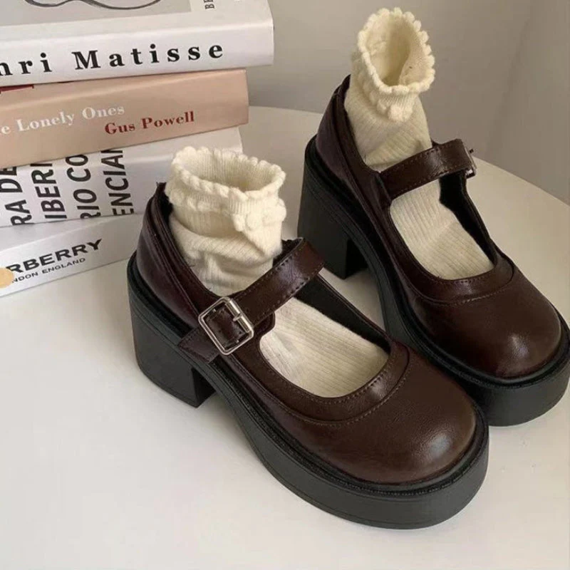 Damen Dirndl Schuhe | Plattform mit Riegelriemen - Image 4