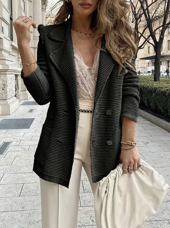 Damen eleganter Strickblazer mit doppelter Knopfleiste und strukturiertem Design - Image 8