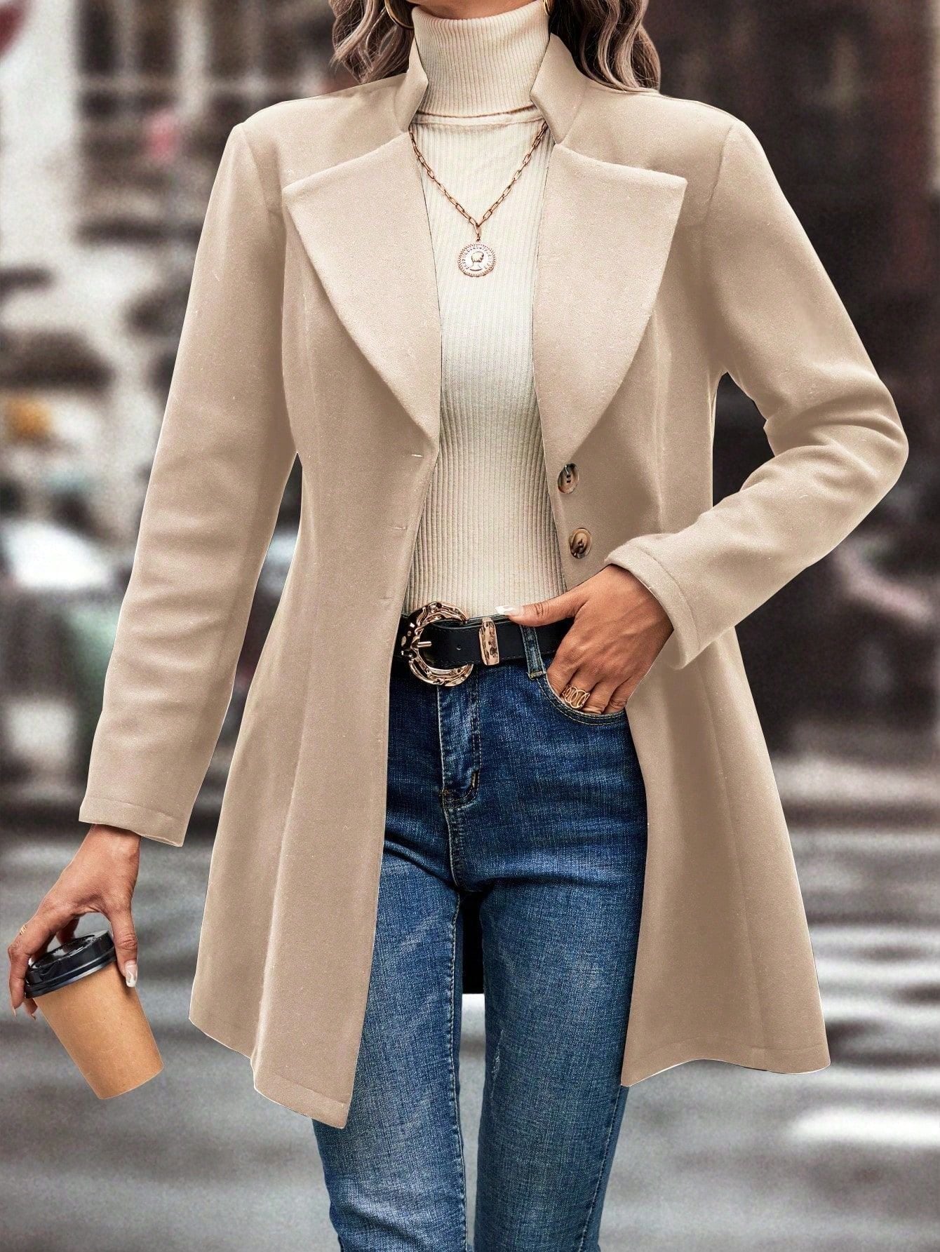 Damen eleganter Wintermantel mit asymmetrischem Schnitt und hohem Kragen - Image 7