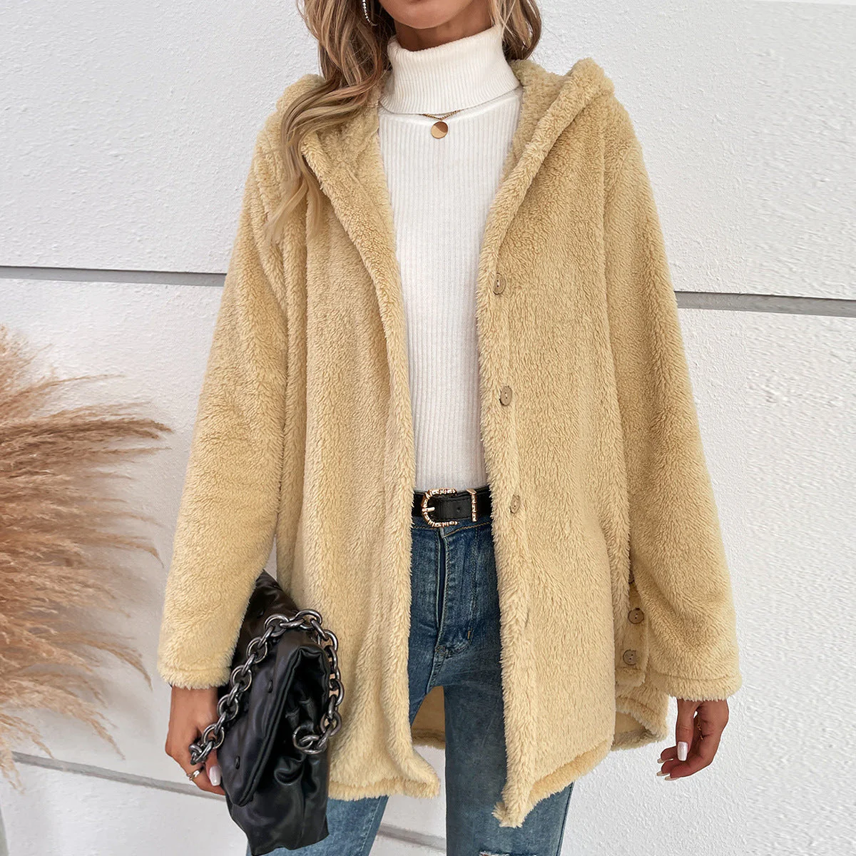 Damen flauschige Übergangsjacke mit Kapuze und Knopfverschluss - Image 5