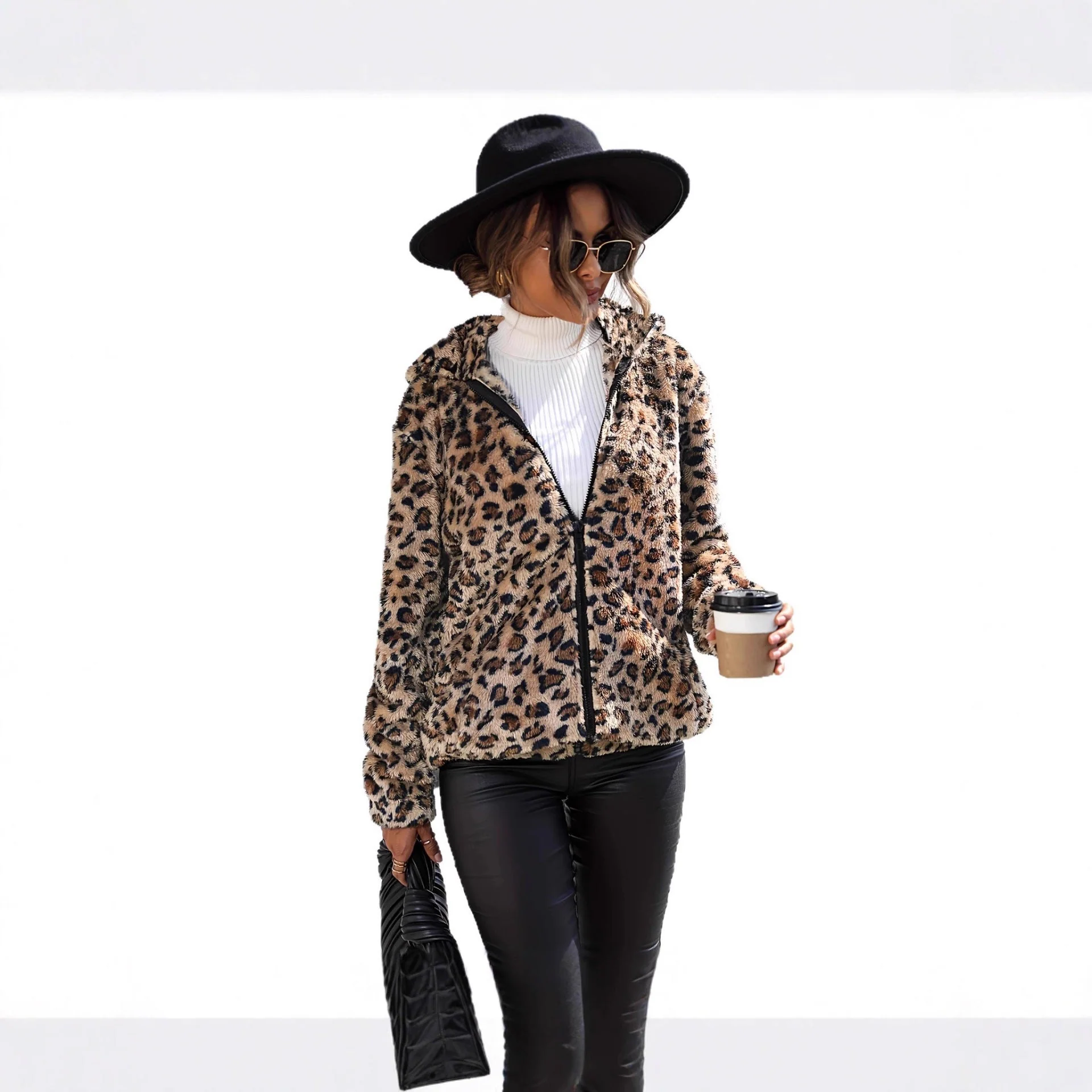 Damen Fleecejacke mit Leopardenmuster und praktischem Reißverschluss - Image 3