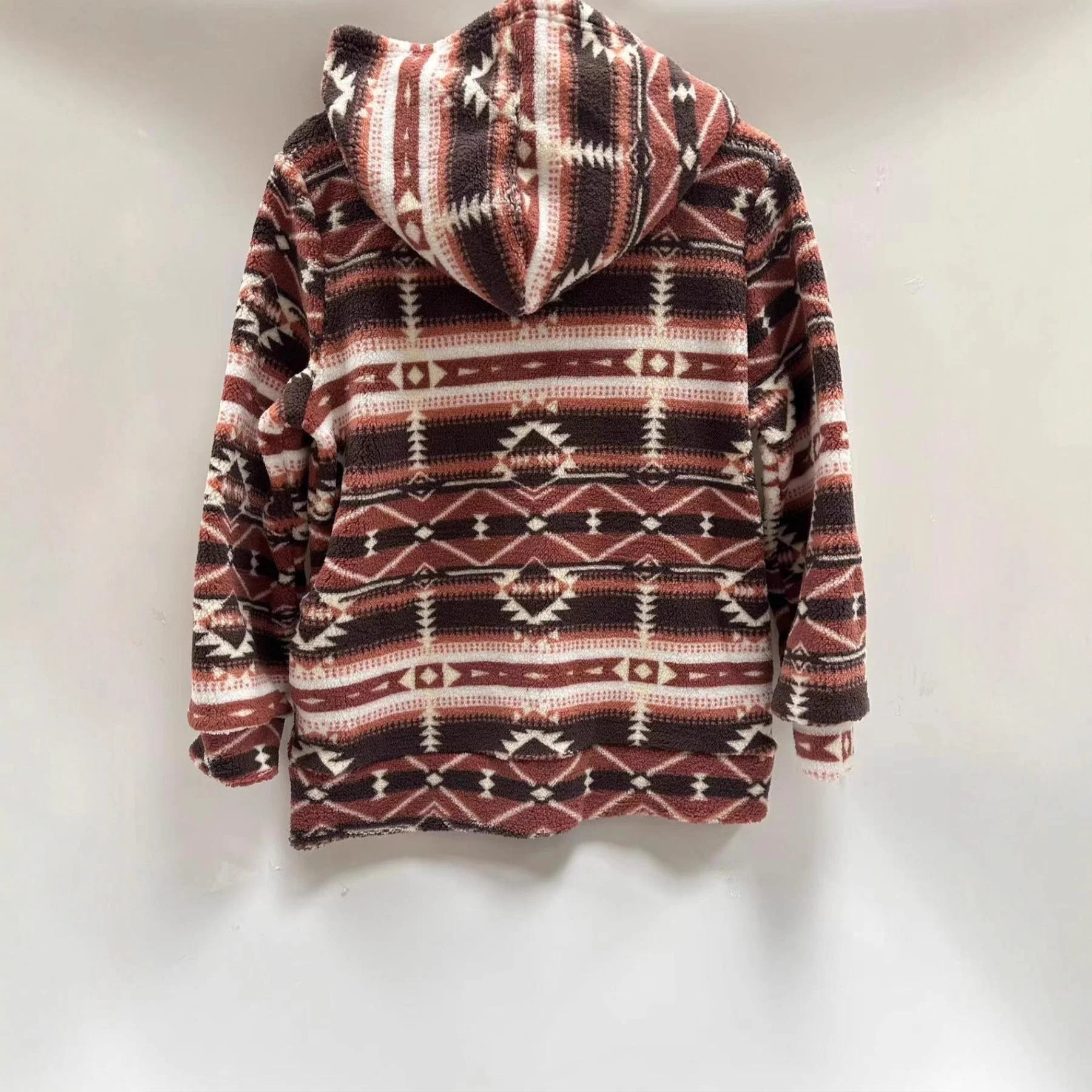 Damen Fleecejacke mit modischem Ethnomuster und praktischem Reißverschluss
