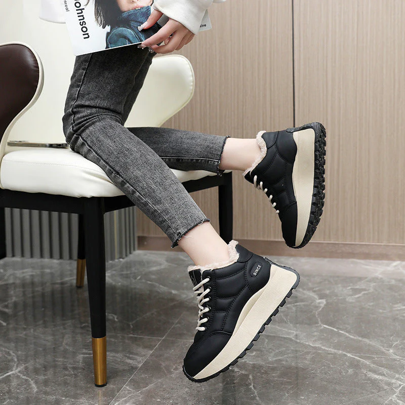 Damen gefütterte High-Top Sneakers mit rutschfester Sohle - Image 3