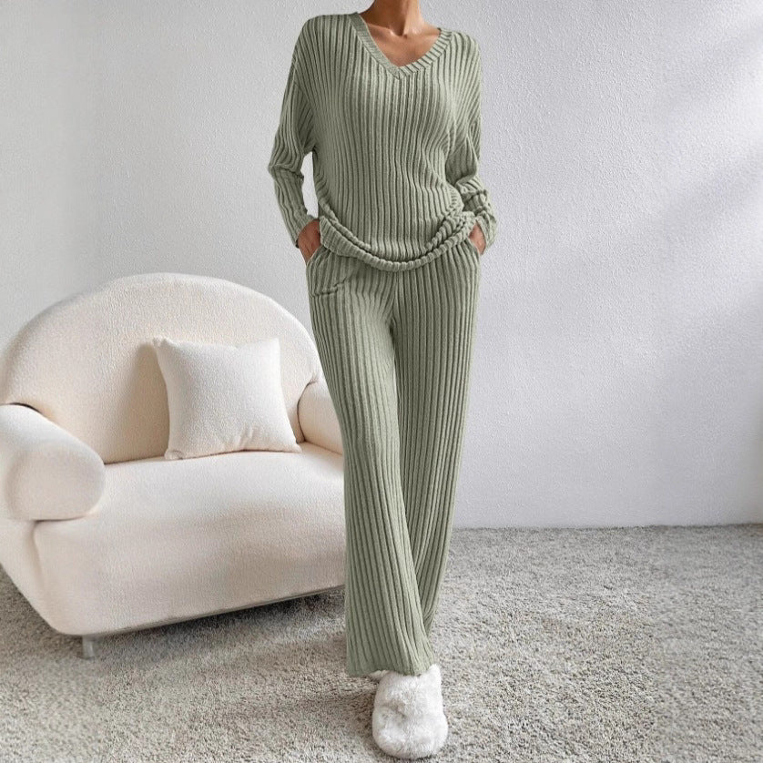 Damen gemütlicher Strickanzug im modernen Rippdesign - Image 3