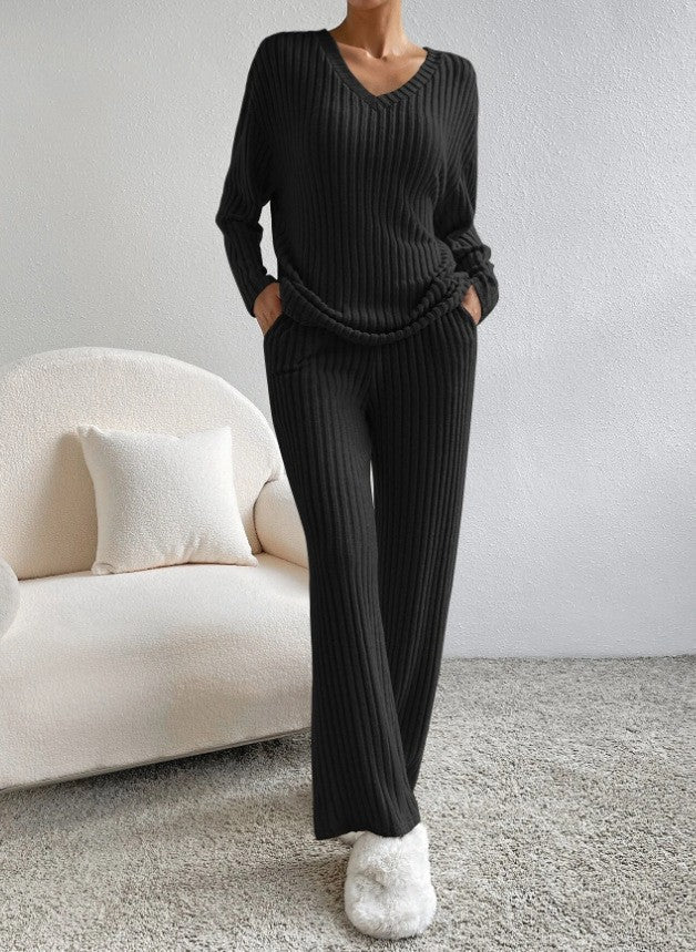 Damen gemütlicher Strickanzug im modernen Rippdesign - Image 7