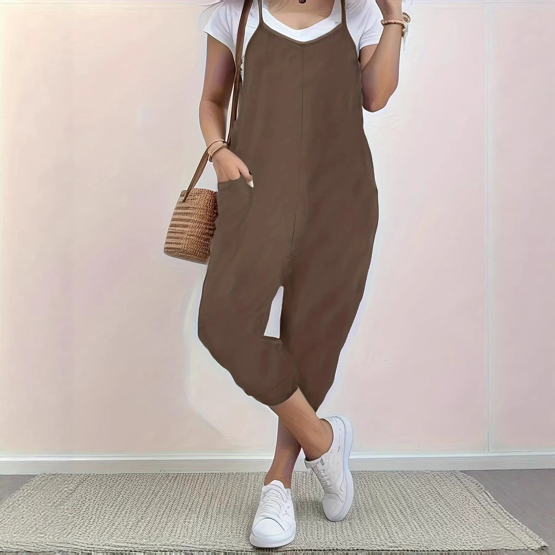 Damen Jumpsuit mit komfortabler Passform und praktischen Taschen - Image 3