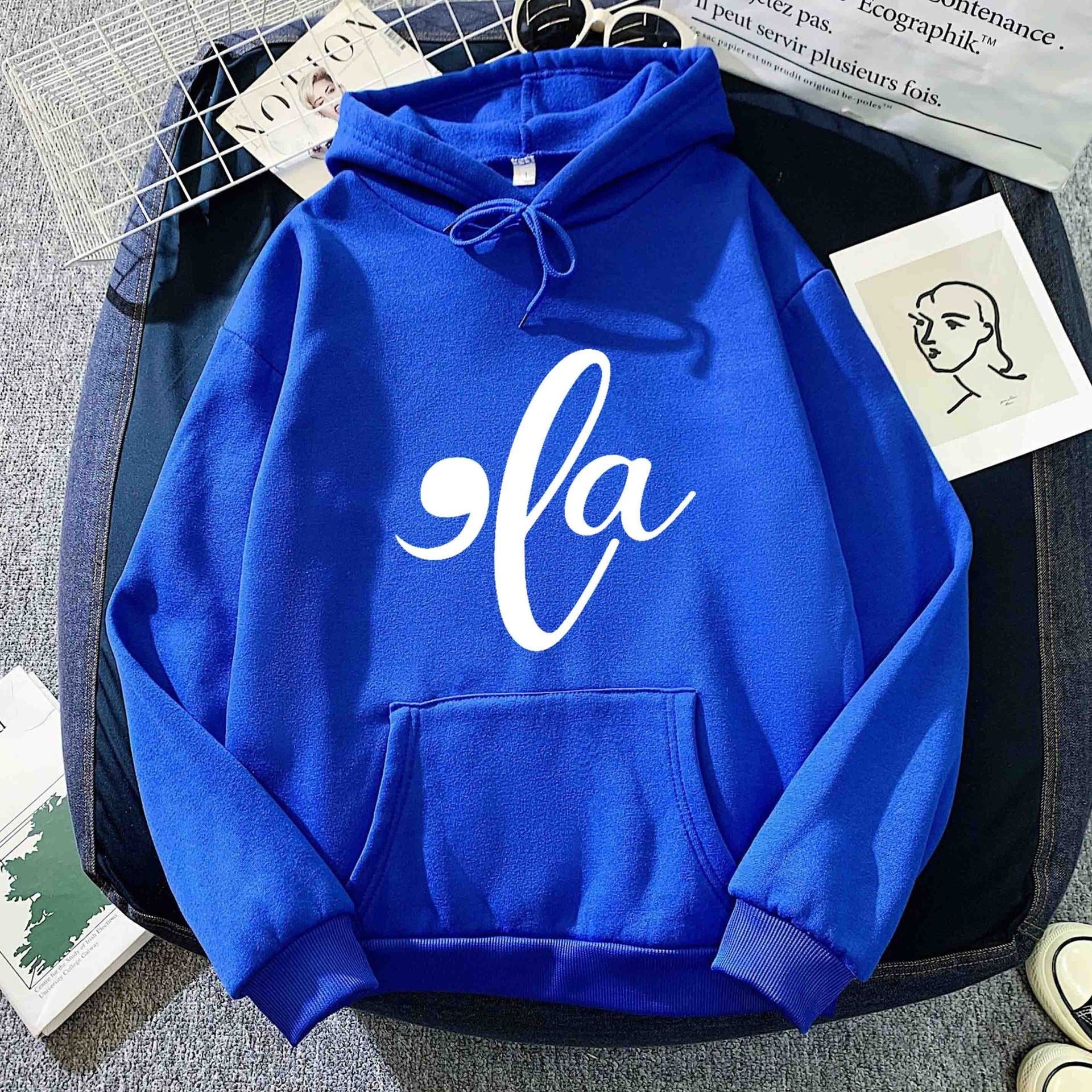 Damen Kapuzenpullover mit kreativem Grafikdesign - Image 14