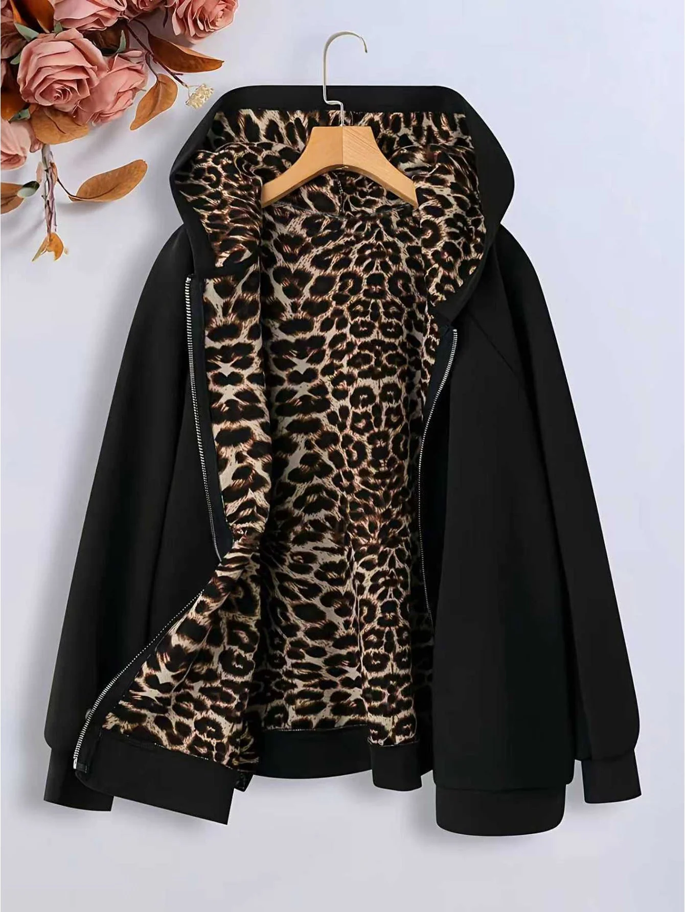Damen kuschelige Fleecejacke mit tierischem Innenfutter - Image 5