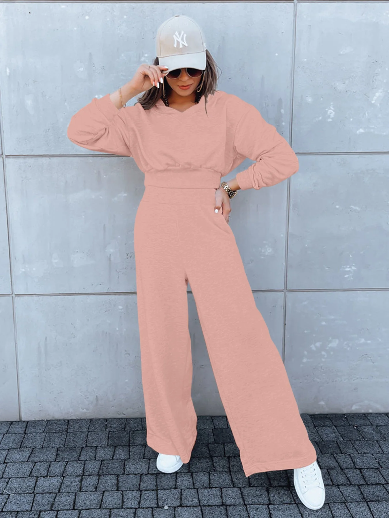 Damen lässiger Jumpsuit mit weitem Bein und praktischer Kapuze - Image 10