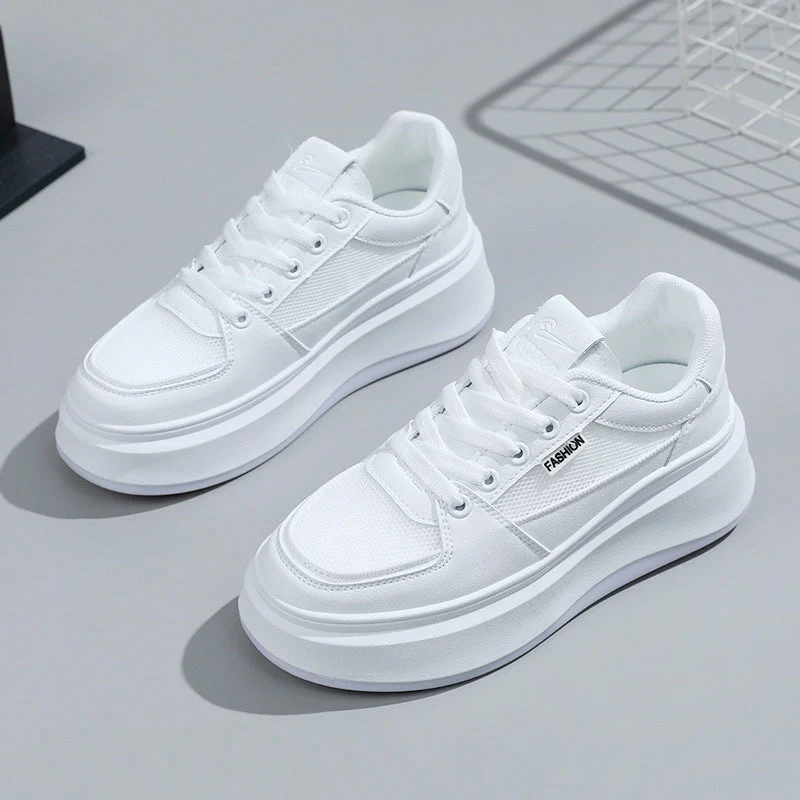 Damen modische Plateau Sneakers mit atmungsaktivem Netzmaterial und schockabsorbierender Sohle