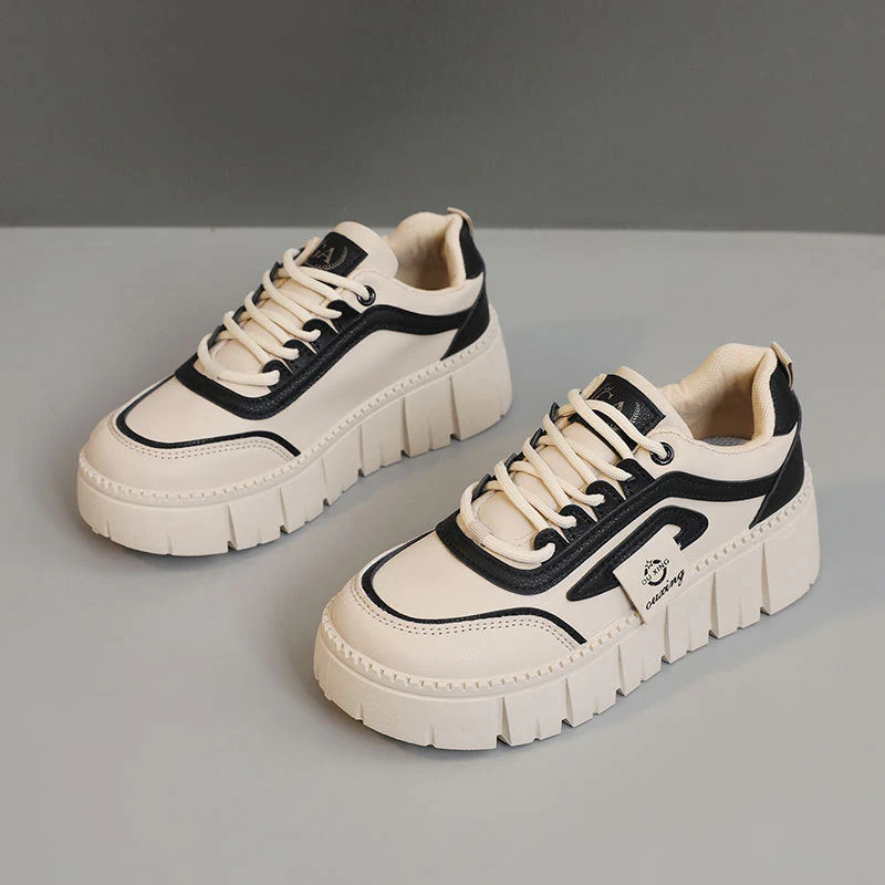 Damen Plateau Sneakers mit geschäumter Laufsohle und modernem Design - Image 6