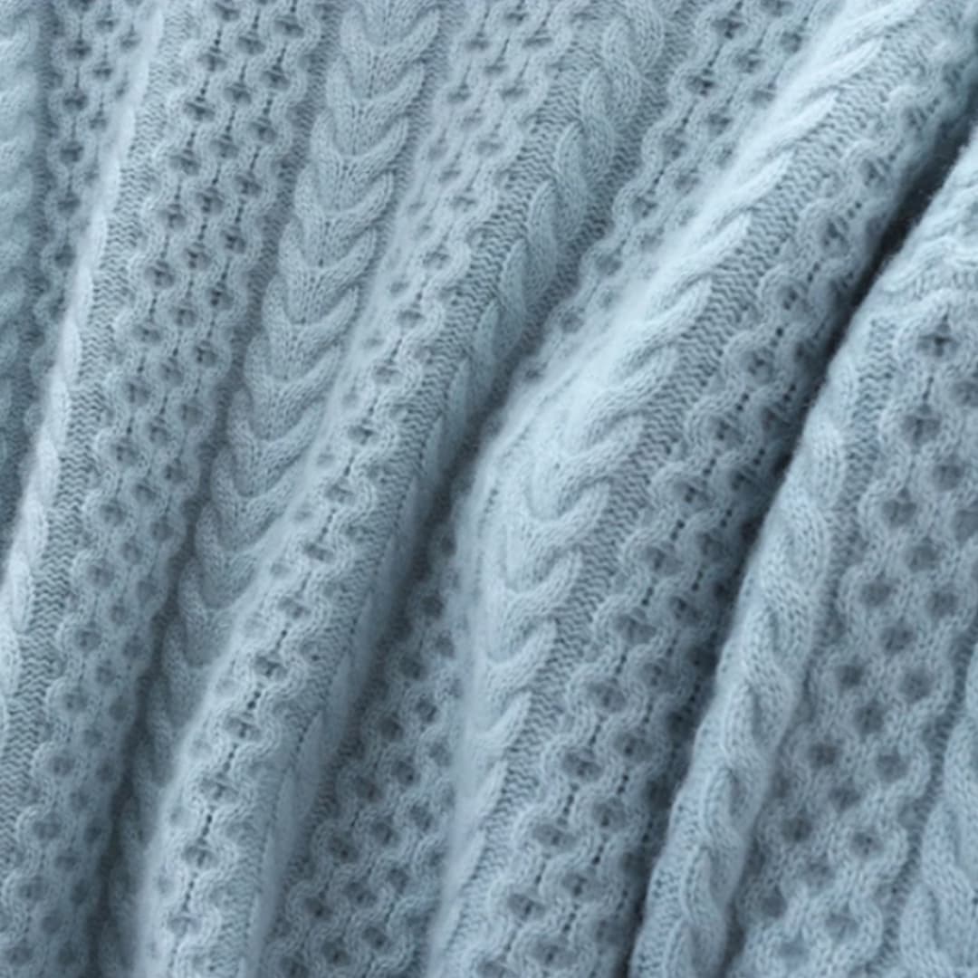 Damen Rollkragenpullover mit Zopfmuster - Image 4
