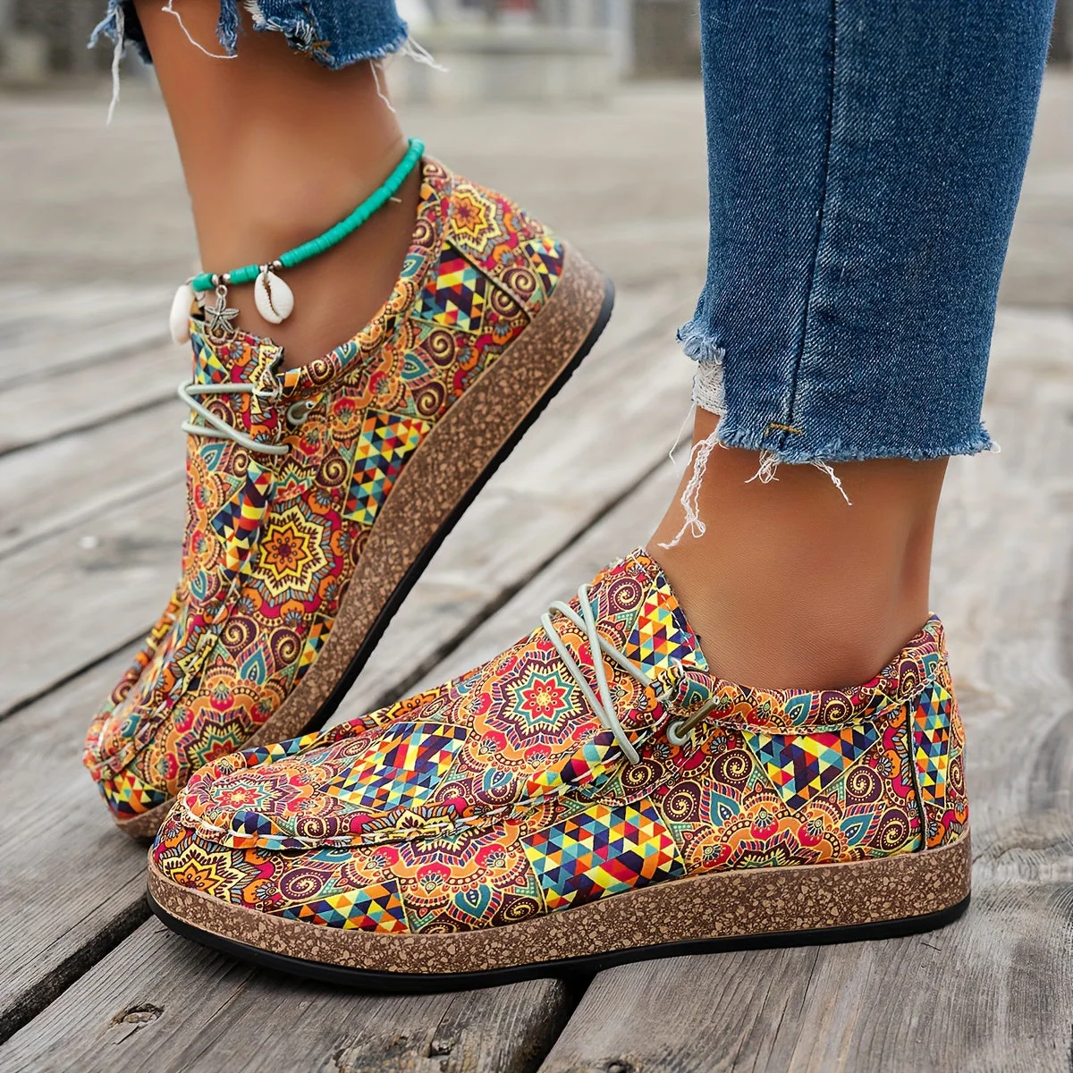 Damen-Schuhe im Vintage-Stil mit farbenfrohem Paisley-Muster - Image 2