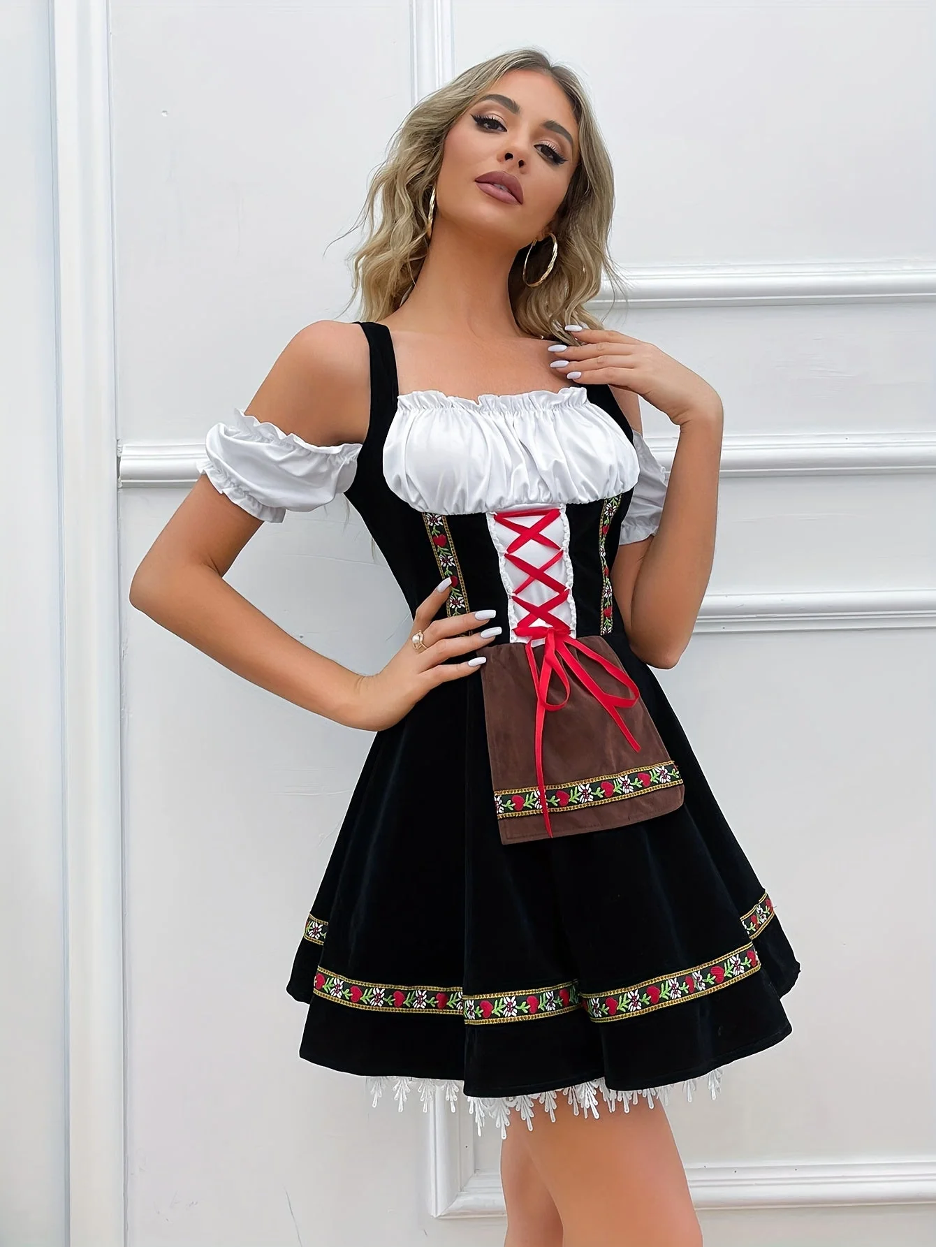 Damen Schwarz Schulterfrei Oktoberfest Dirndl Kleid - Image 3